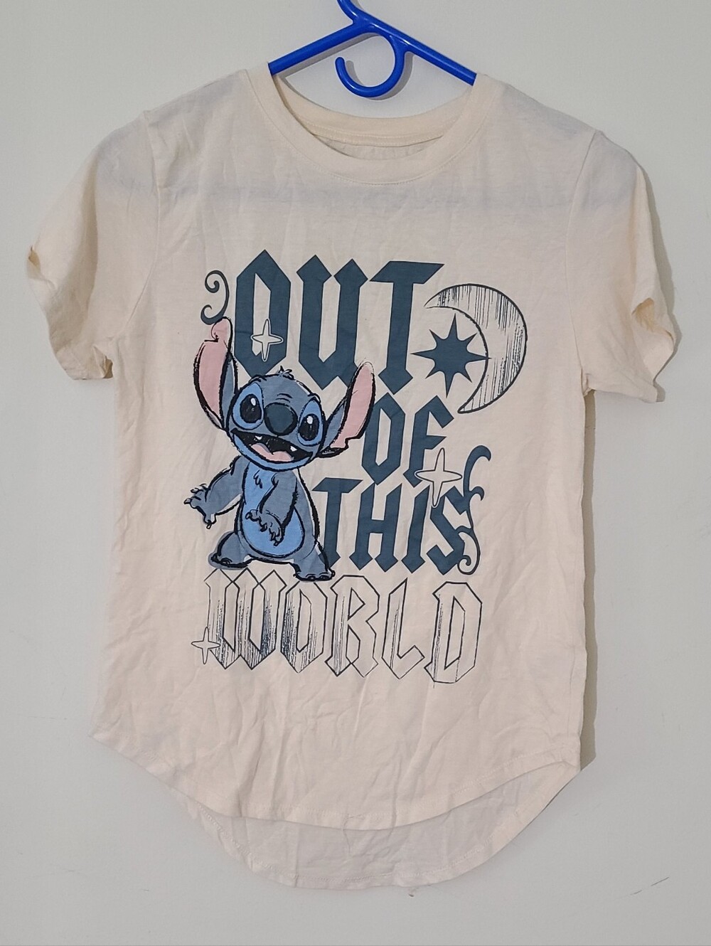 Disney Stitch Out Of This World T-Shirt Medium Juniors 7/9